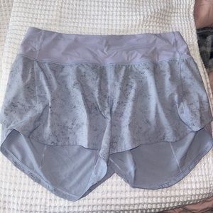 Lululemon Speed Up Mid-Rise Lined Short 4"